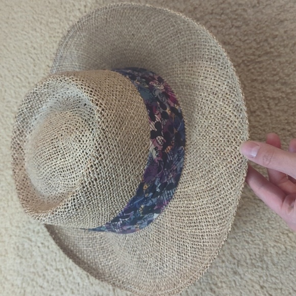 Disney Accessories - Disney Mickey Hawaiian Vacation Straw Hat from Goofey's Hat Co